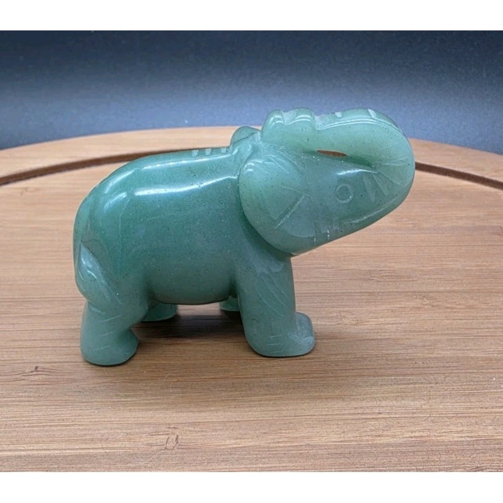 Carved Gemstone Natural Green Aventurine Elephant Figurine Animal Decor